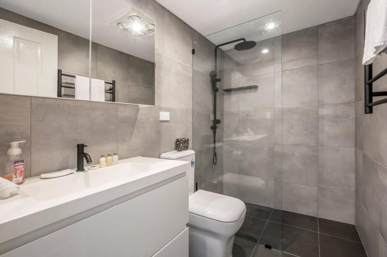 Harbourside At Woolloomooloo With Balcony Views Apartment *